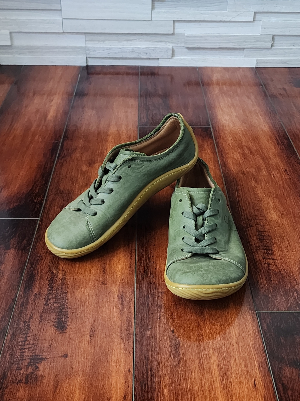 Vivobarefoot Addis Junior Leather Barefoot Shoes Olive Green EU 37J US 5.5Y